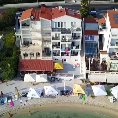 Sea Star Apartments 珀德垂那 外观 照片