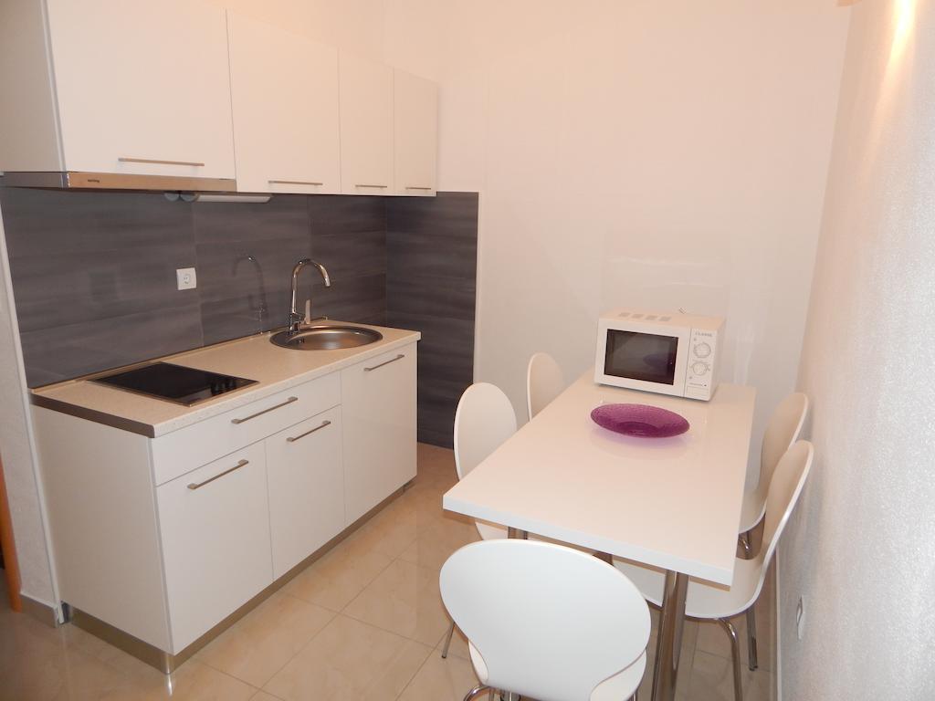 Sea Star Apartments 珀德垂那 外观 照片