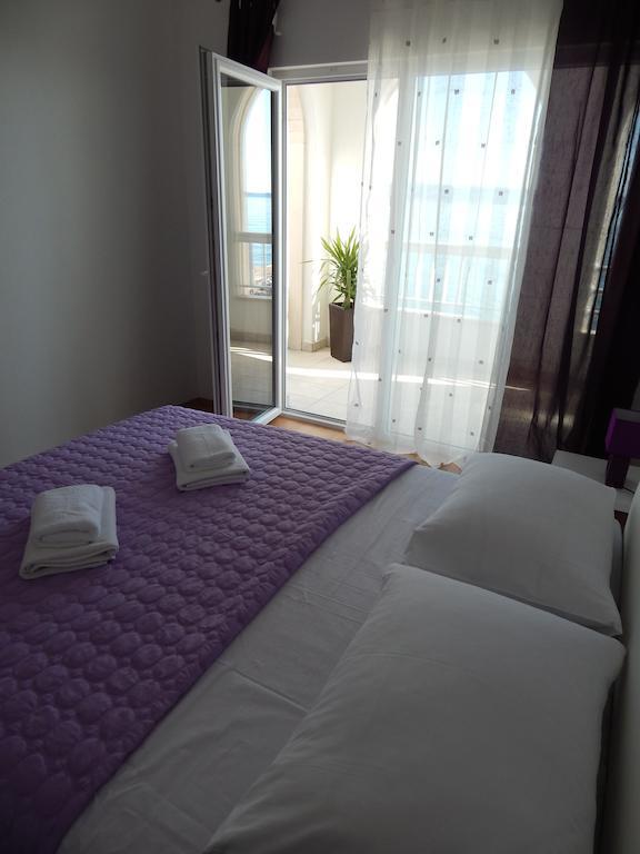 Sea Star Apartments 珀德垂那 外观 照片